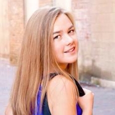 A photo of Wells Scholar Kendra Obermaier